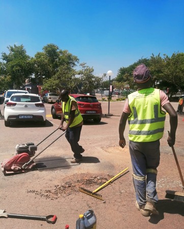 KARUSA & SOETWATER WIND (2 X 147MW)